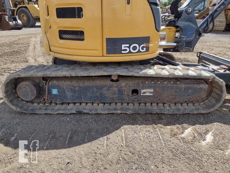 2017-deere-50g-image-34
