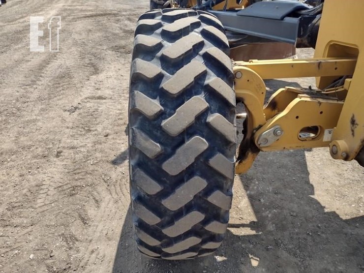 2020-deere-670gp-image-18