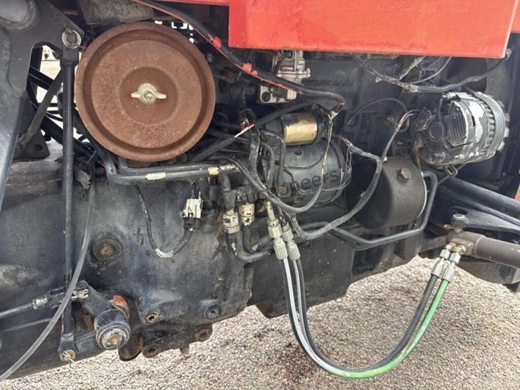 massey-ferguson-263-image-22