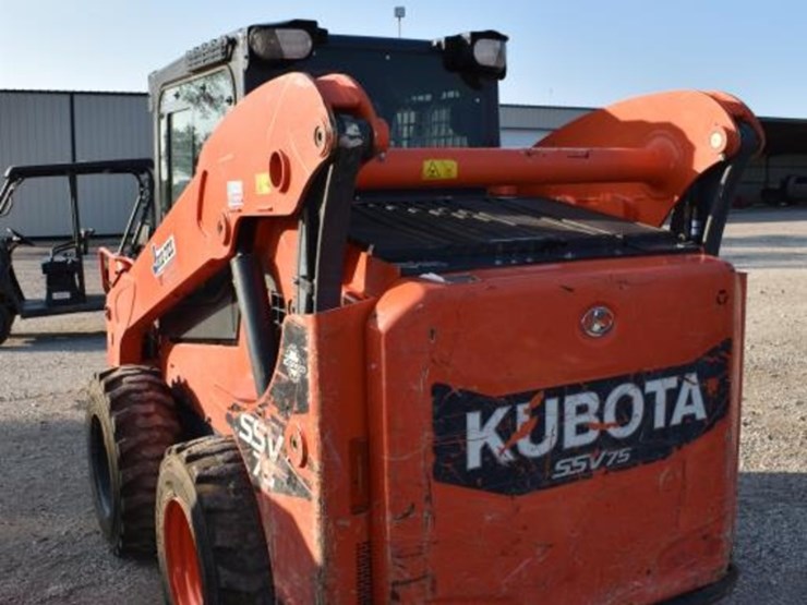 kubota-ssv75-image-4