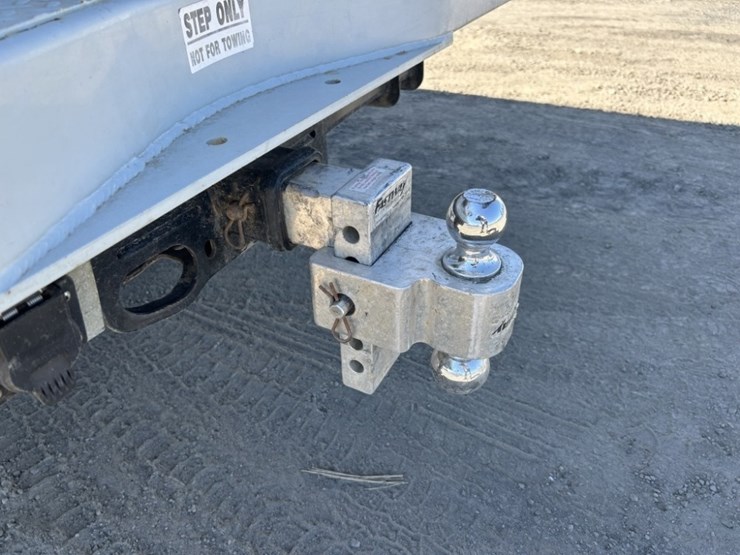 2023-ford-f250-xl-image-37