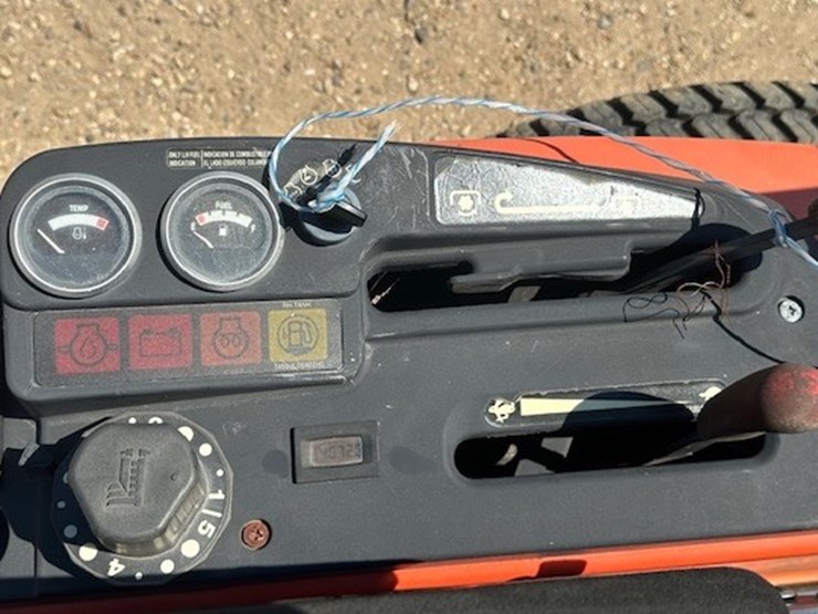 kubota-zd326-image-25