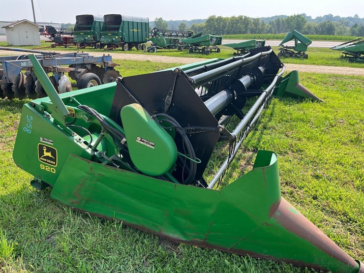 john-deere-920-image-2
