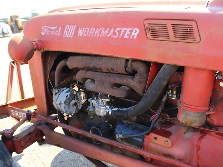 ford-601-workmaster-image-9