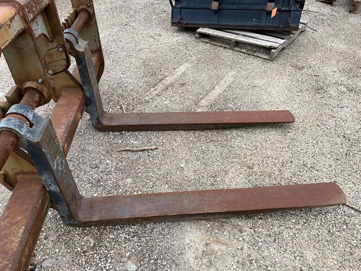 #9868-•-badger-wheel-loader-fork-attachment-image-7