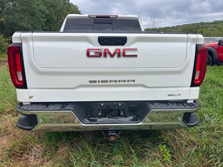 2020-gmc-sierra-1500-slt-image-6