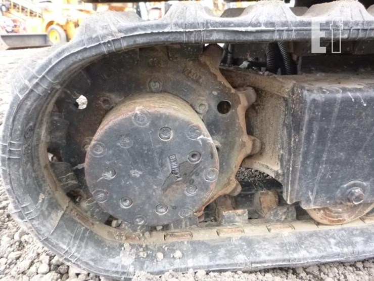 2018-kubota-k008-3-image-31