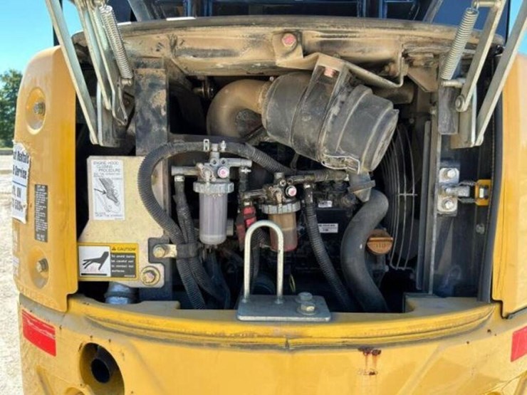 2015-deere-17g-image-20