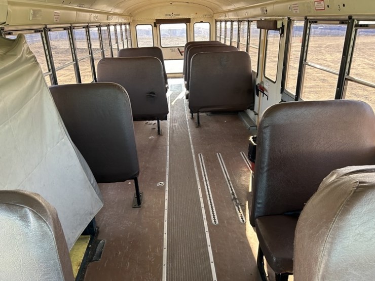 2013-ic-pb10500-school-bus-image-20