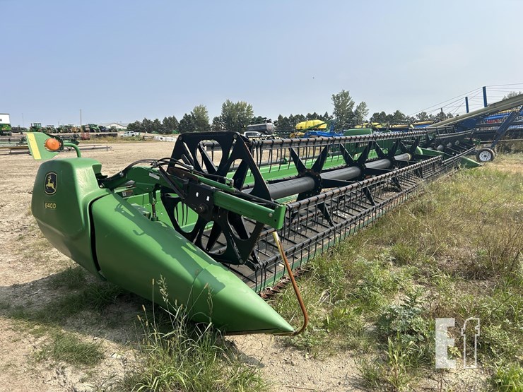 2010-john-deere-640d-image-5