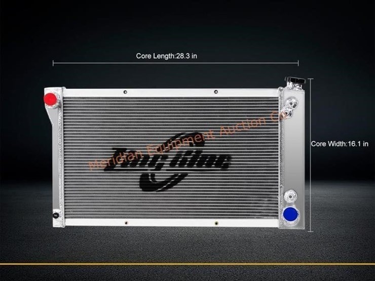 3-row-race-radiator-67-72-chevy/gmc-image-4
