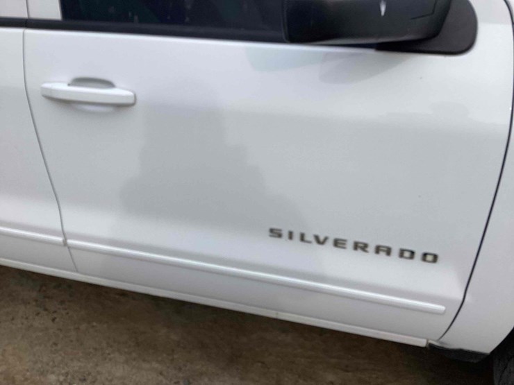 2015-chevrolet-silverado-1500-image-23