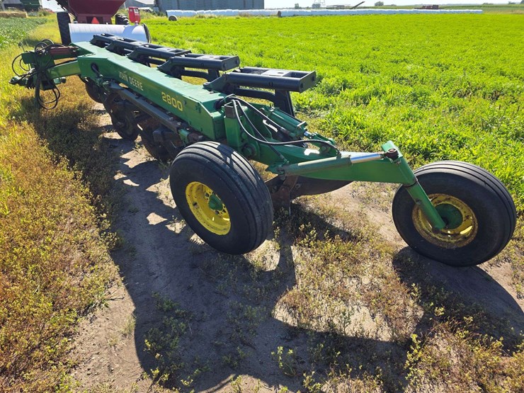 john-deere-2800-image-9