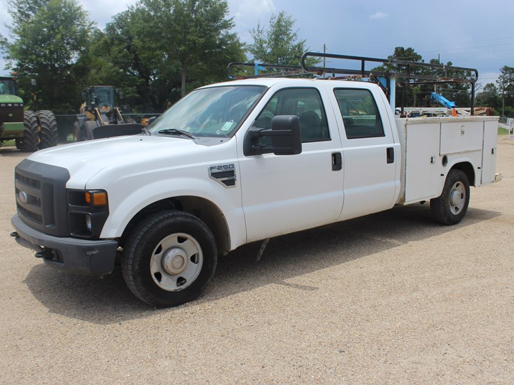 2008-ford-f250-image-1