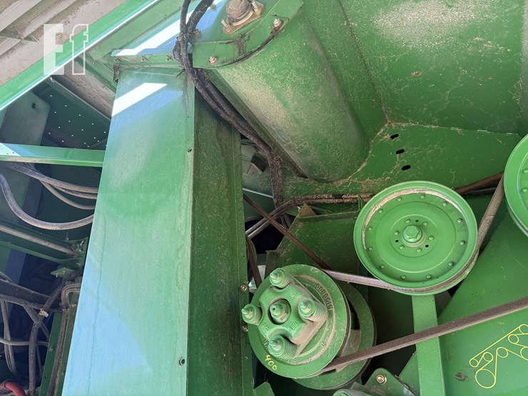 2006-john-deere-9760-sts-image-8