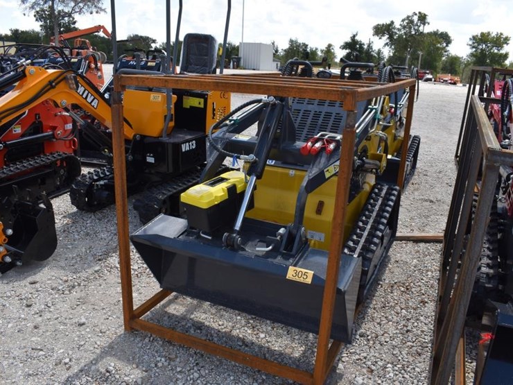 land-hero-ldh-t460-cem-mini-skid-steer-(serial-#-20250411083)-(k)-image-1