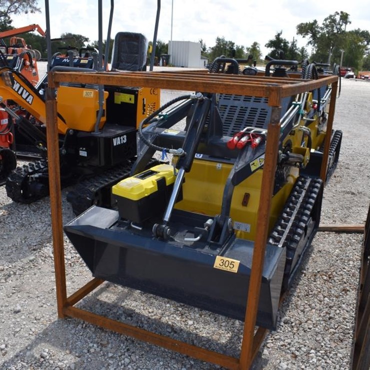 LAND HERO LDH-T460-CEM MINI SKID STEER (SERIAL # 20250411083) (K)