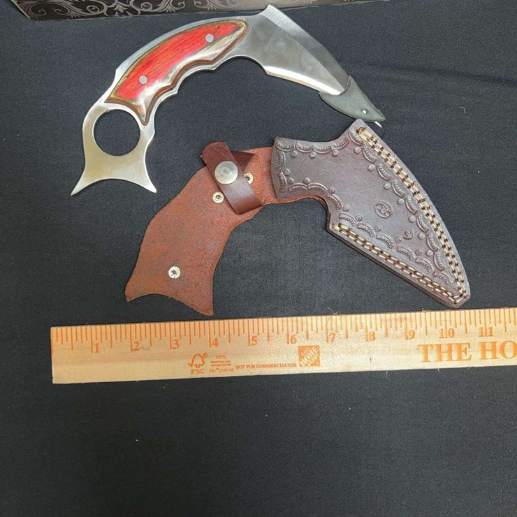 CUSTOM STAINLESS STEEL FIXED BLADE KNIFE W/ BROWN HANDLE