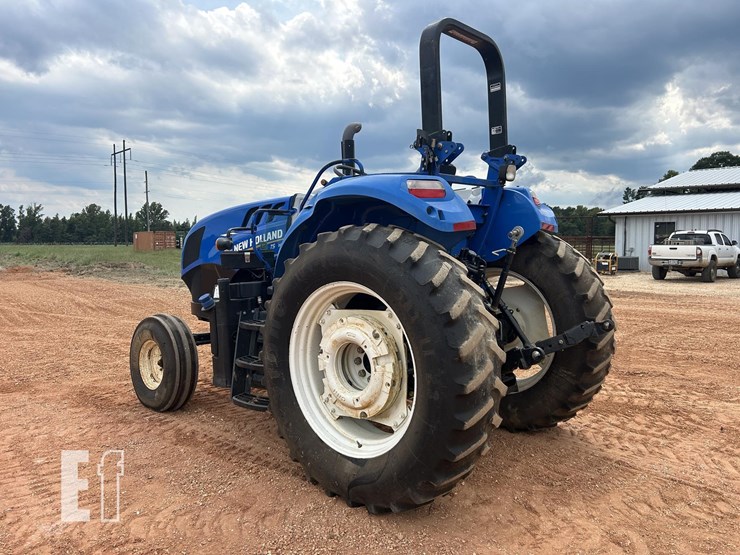 2014-new-holland-ts6.110-image-3