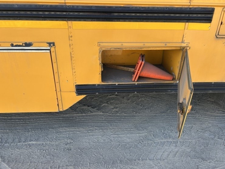 2004-blue-bird-school-bus-image-35