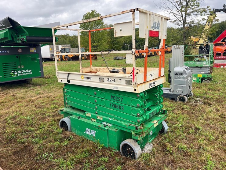 2015-jlg-3248rs-image-2