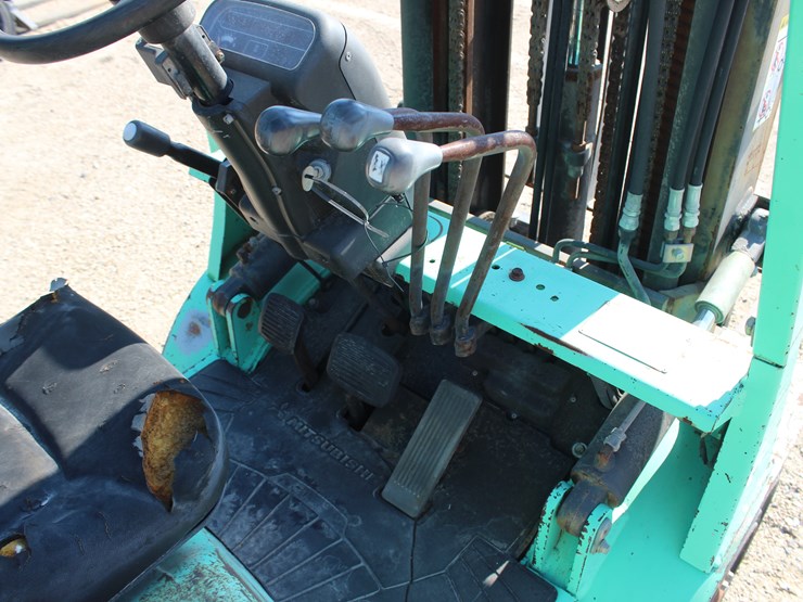 mitsubishi-fg25k-image-9