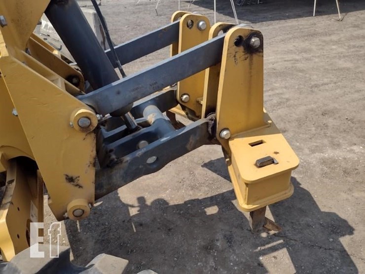 2020-deere-670gp-image-25