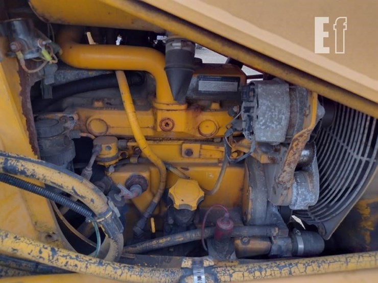 1999-deere-410e-image-33
