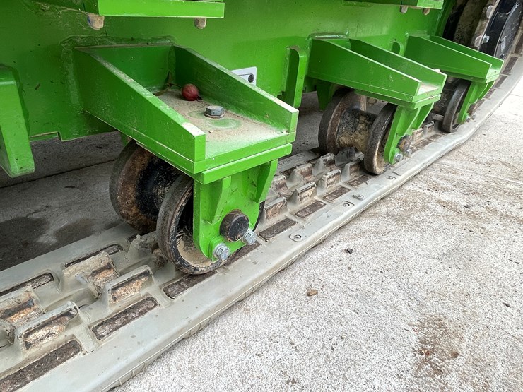 #120-•-2024-frontier-f3820tl-track-drive-scissors-lift-with-outriggers-image-19