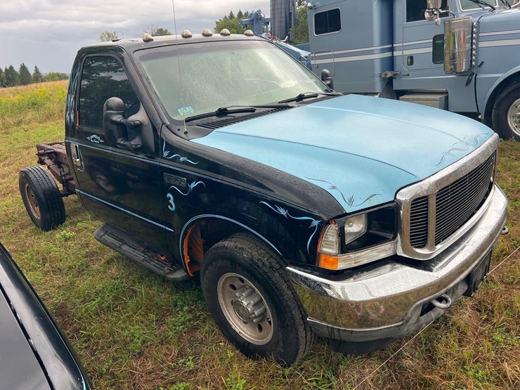 2004-ford-f350-xl-image-2