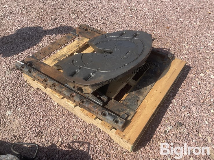 holland-air-slide-5th-wheel-plate-image-7
