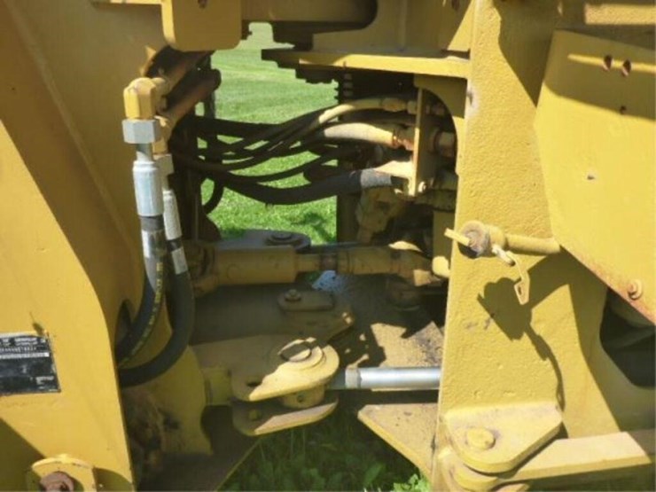 caterpillar-930k-image-37