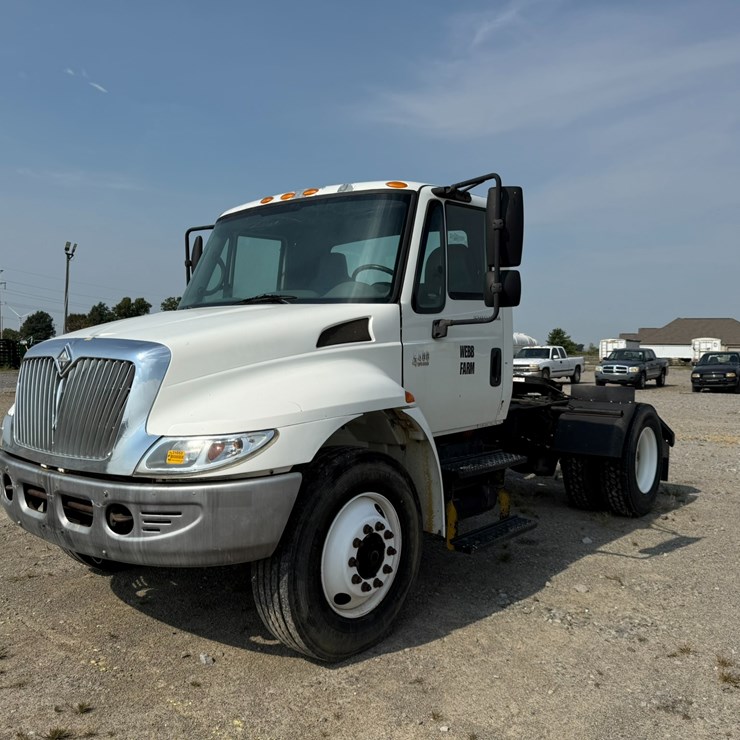 2006 INTERNATIONAL DURASTAR 4400