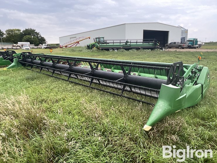 2007-john-deere-635f-image-1