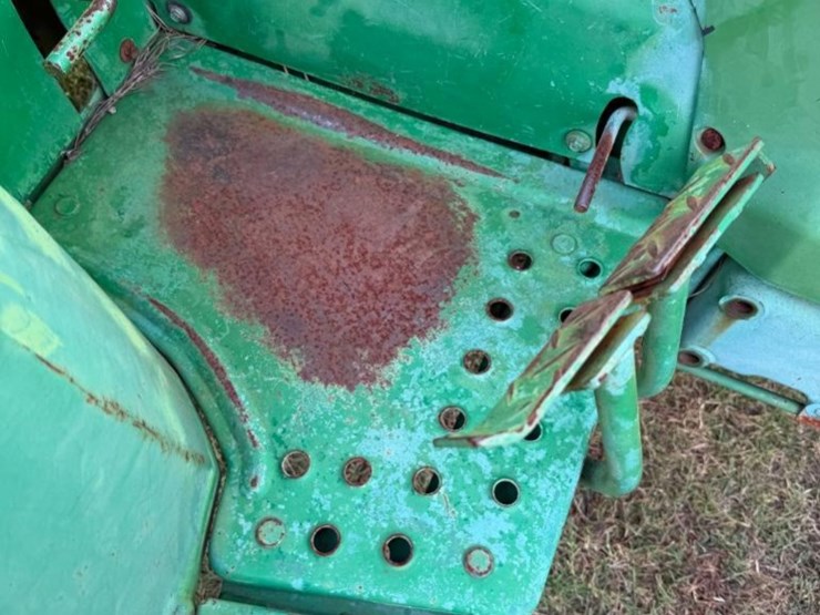 john-deere-1070-image-14