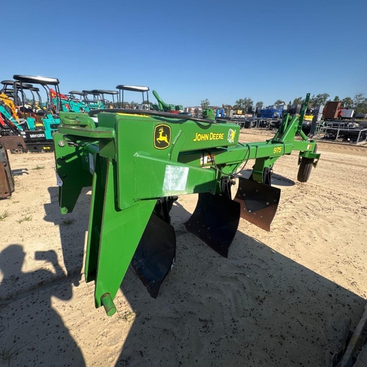 JOHN DEERE 975
