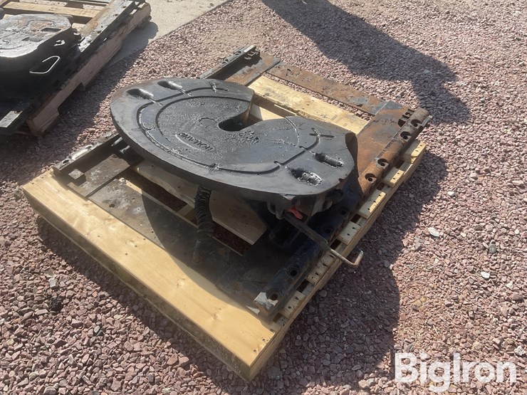 holland-air-slide-5th-wheel-plate-image-5