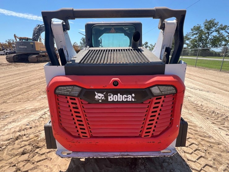 2021-bobcat-t66-image-3