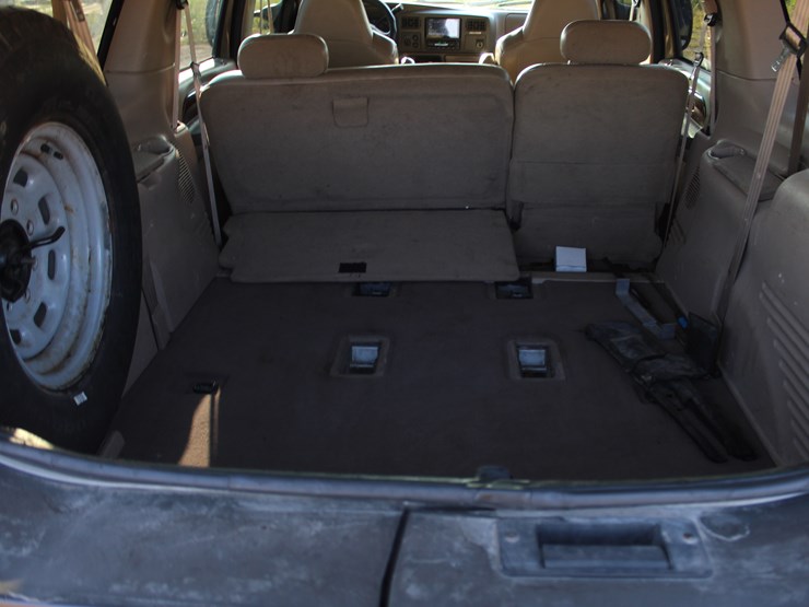 2002-ford-excursion-image-5