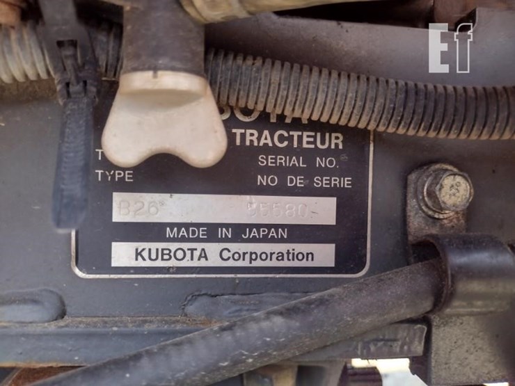 16-kubota-b26tlb-tractor-8242-image-5