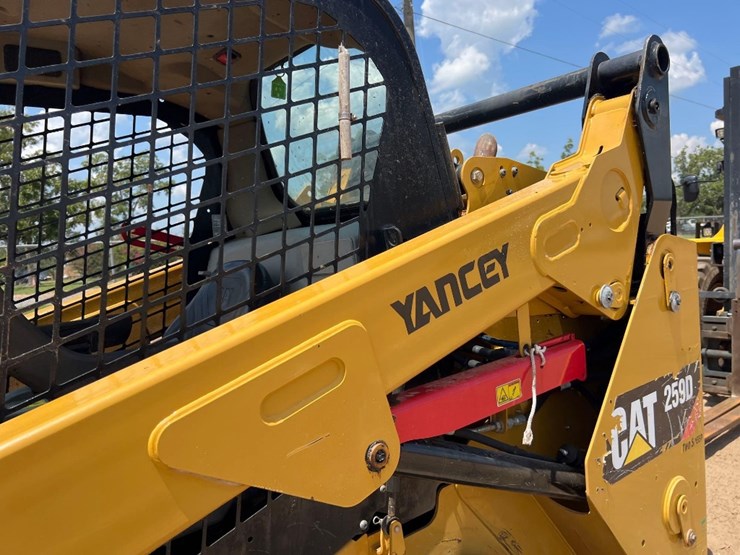 2018-caterpillar-259d-image-20