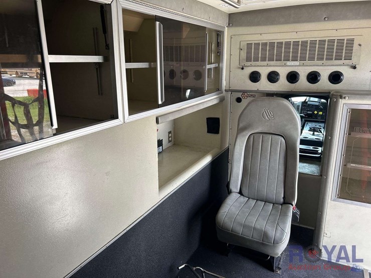 2015-international-durastar-4300-image-30