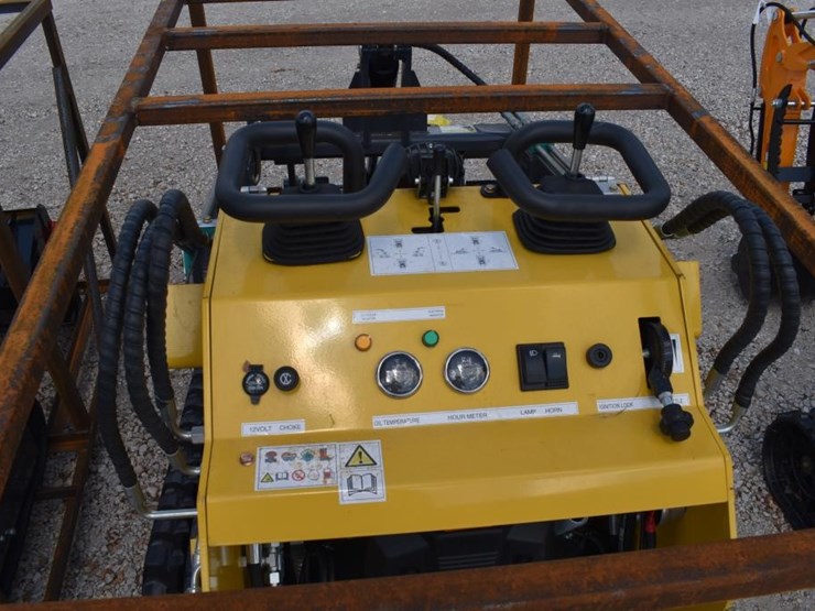 land-hero-ldh-t460-cem-mini-skid-steer-(serial-#-20250411083)-(k)-image-5