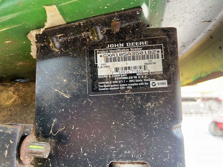 john-deere-la105-image-12