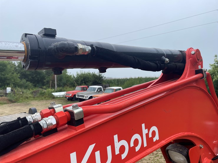 kubota-u35-4-image-17
