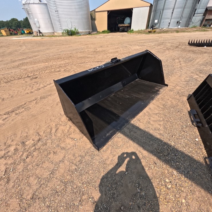 #5279 • 84" Skid Steer Snow or Litter Bucket