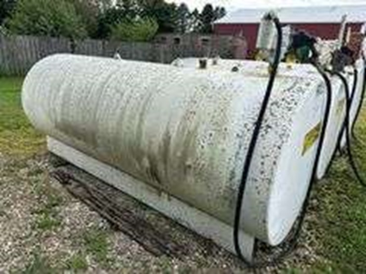 1000-gal-diesel-fuel-tank-w/electric-pump-image-4
