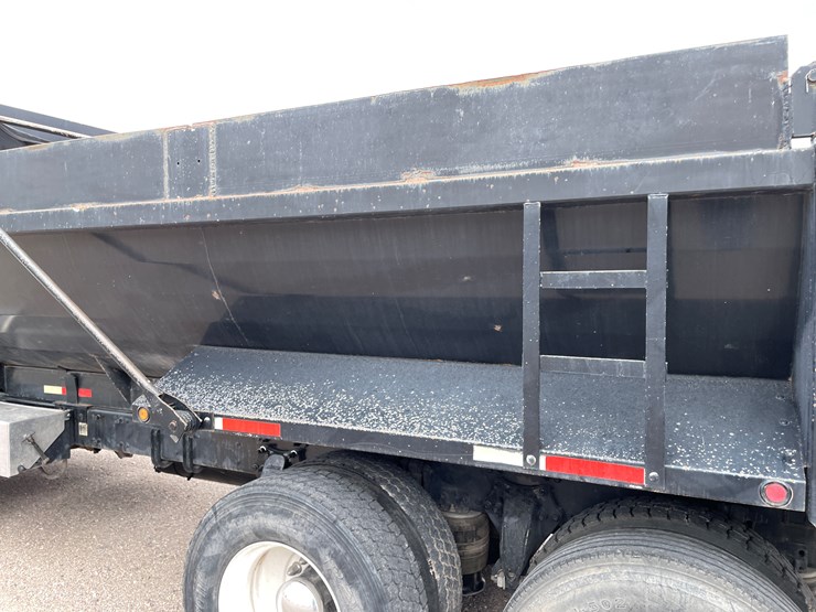 #1007-•-2013-freightliner-dump-truck-(elephant-butte,-nm)-(nm-title)-image-35