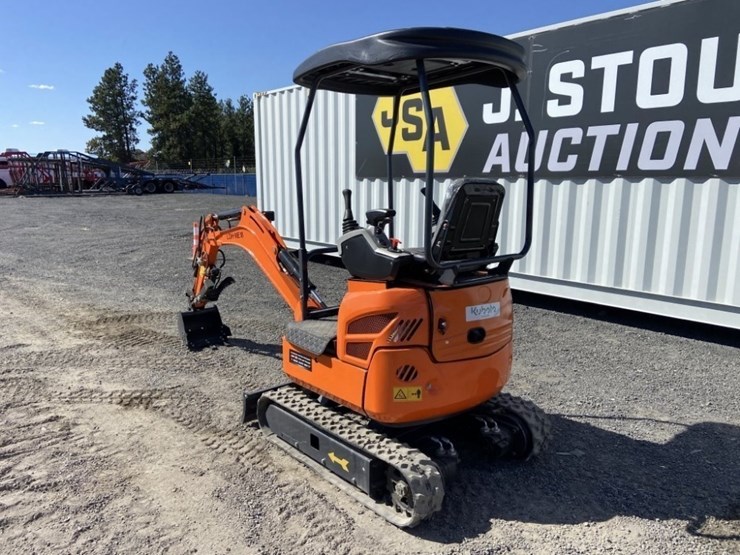 2025-land-hero-ldh-me18-mini-hydraulic-excavator-image-3