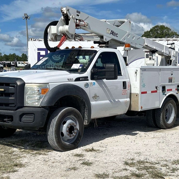 2014 FORD F550